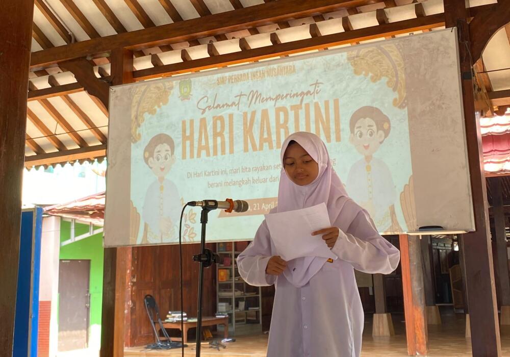 bangkitkan-semangat-kartini-siswa-smp-perantara-tampilkan-beragam-karya-kreatif