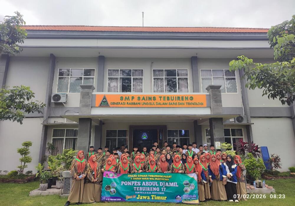 kunjungan-edukatif-smp-perantara-ke-tebuireng-jombang-dan-ulama-nusantara