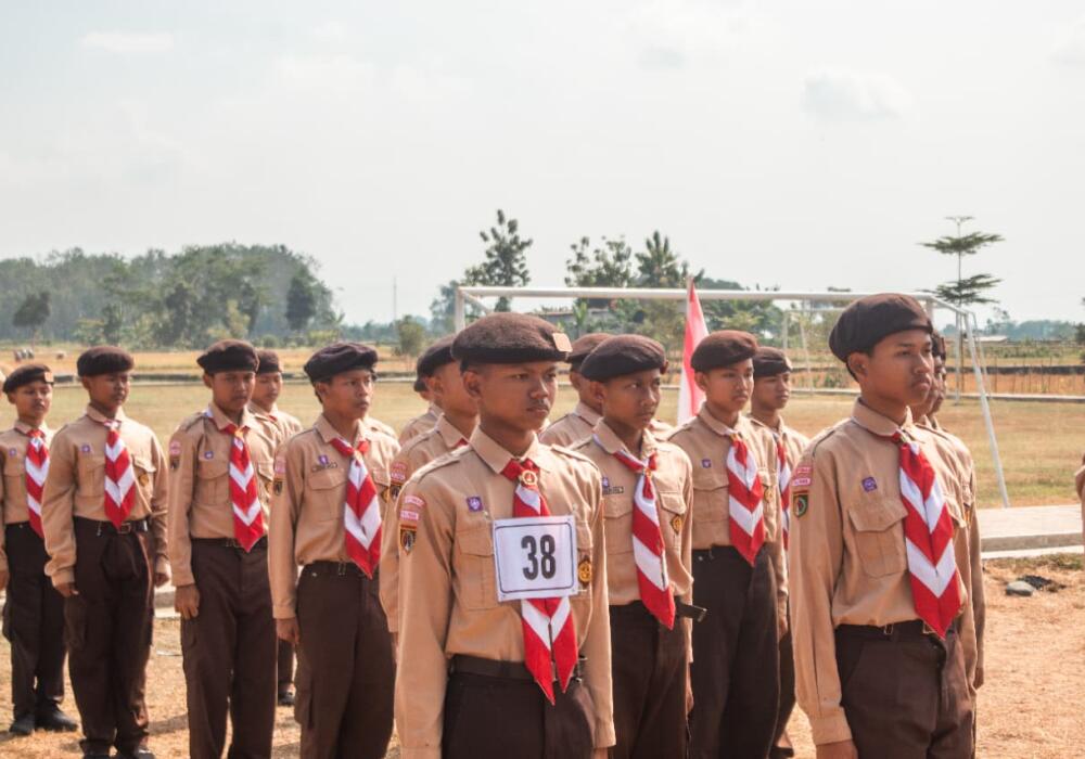 Taruna-Taruni SMP Persada Ikuti Lomba Gerak Jalan Pramuka Kwaran Sokaraja