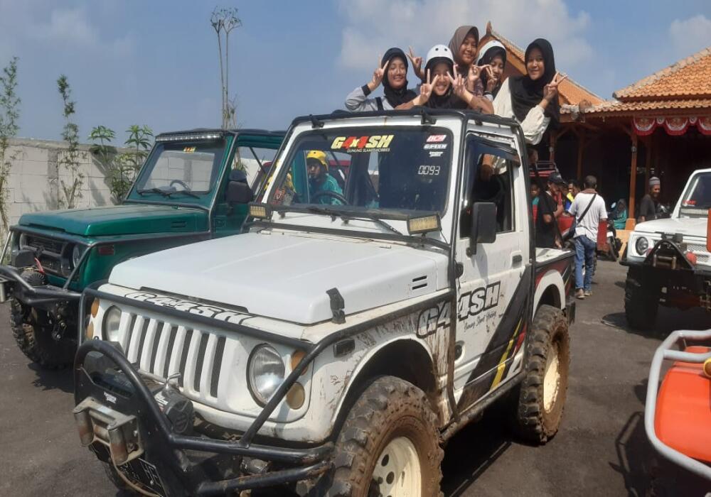 menguji-adrenalin-dan-tanggung-jawab-smp-perantara-gelar-kegiatan-offroad-untuk-siswa