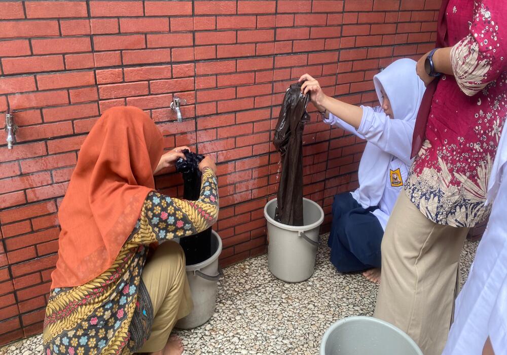 smp-persada-insan-nusantara-sokaraja-gelar-program-kewirausahaan-home-activity-tahap-1